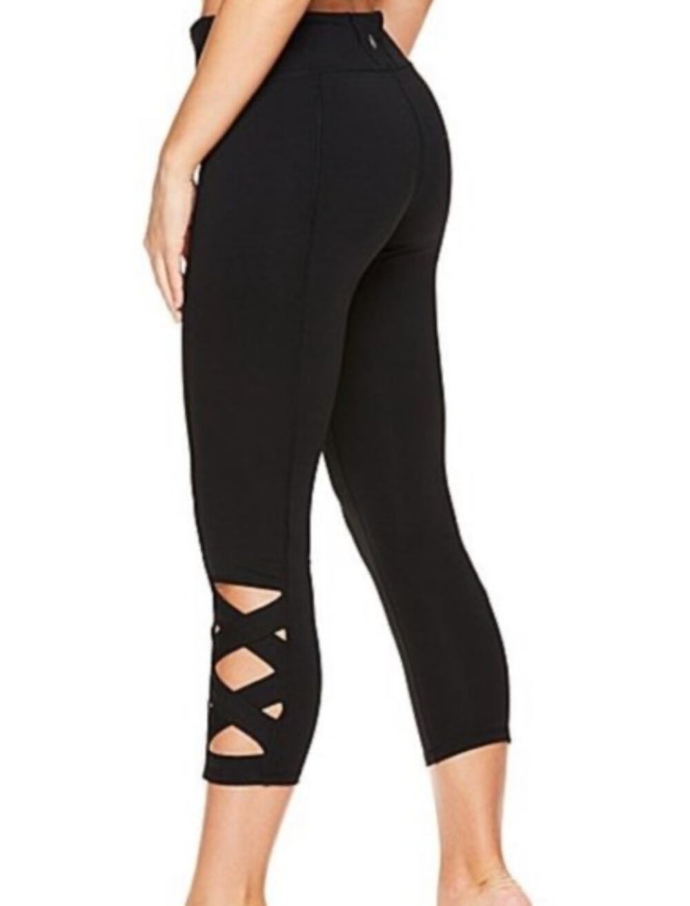 2/$15 Gaiam Yoga Cutout Capri Leggings Black Cropped Size XS